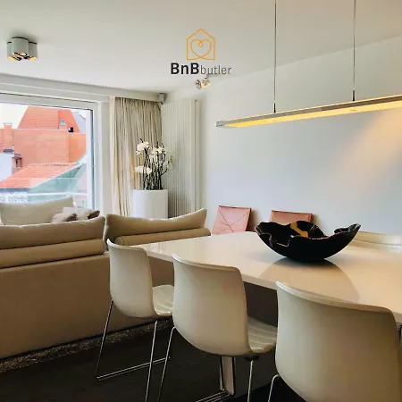 Prachtig Design Penthouse Centraal Gelegen In De Zoutelaan Apartment Knokke-Heist