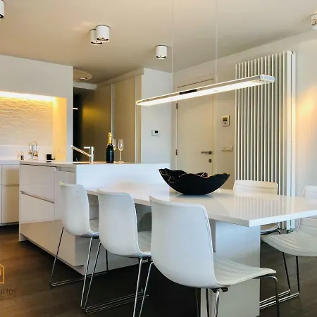 Prachtig Design Penthouse Centraal Gelegen In De Zoutelaan Knokke-Heist